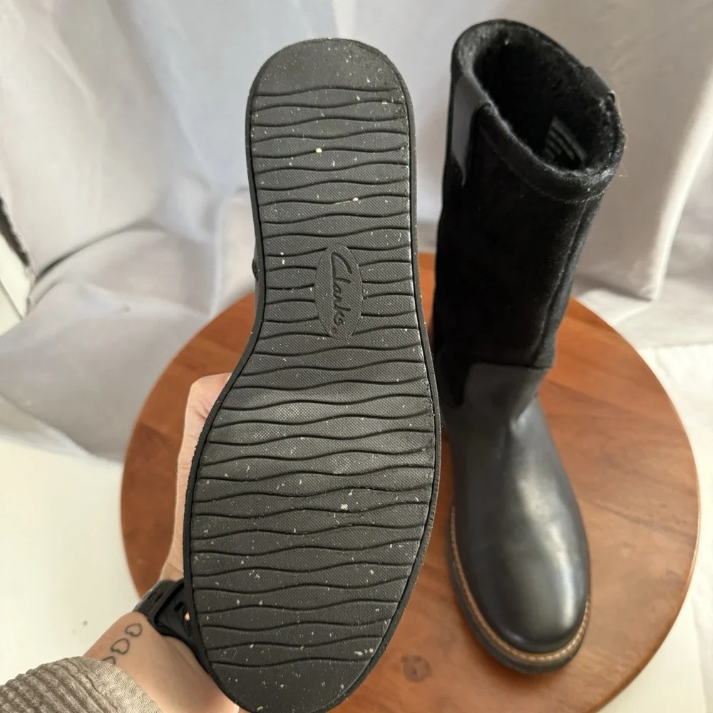 Clark's  Black Glick Elmfield Mid-Calf Leather/Suede casual Boots Women's Sz 10